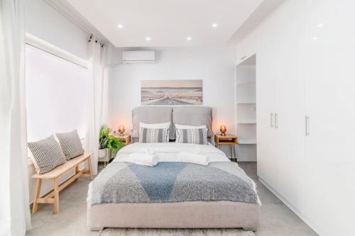 Mila Hidden GEM Apart in Kolonaki with backyard