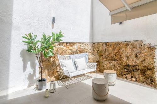 Mila Hidden GEM Apart in Kolonaki with backyard