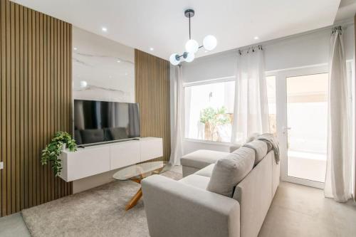 Mila Hidden GEM Apart in Kolonaki with backyard