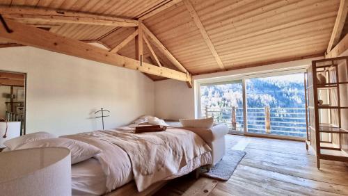Postel nebo postele na pokoji v ubytování Charming 6 bed chalet in 4 Valleés