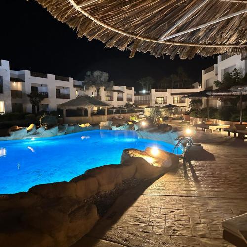 Suite con balcone Aquamarine al Domina Coral Bay Resort, Diving,Spa & Casinò