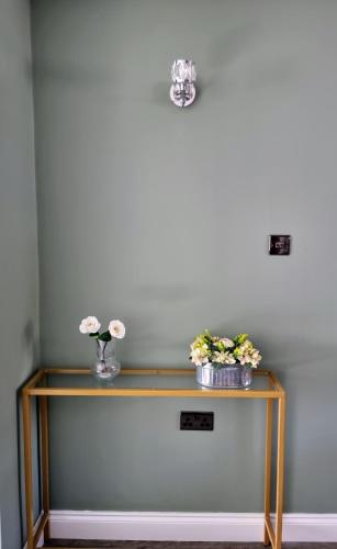 2 Bed Entire House London Zaftastic Stays Tooting photo 21