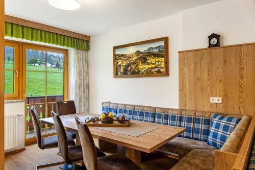 Posezení v ubytování Ferienwohnung Haus Unterrain
