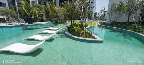 Temuan Mayabay at Splashmania Gamuda Coveの敷地内または近くにあるプール