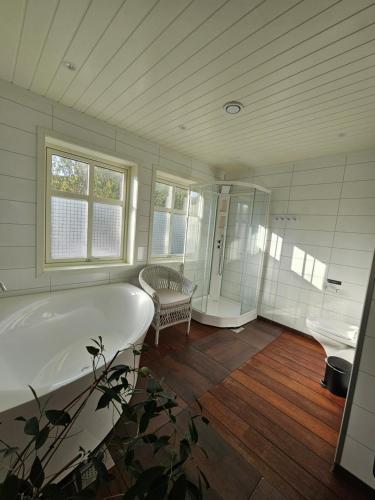 Bilik mandi di Villa Nestun - Northern lights villa with sauna