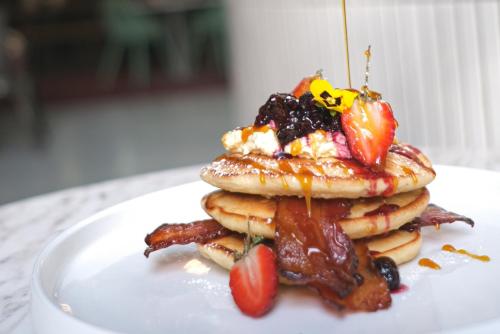 Jídlo v hotelu nebo okolí