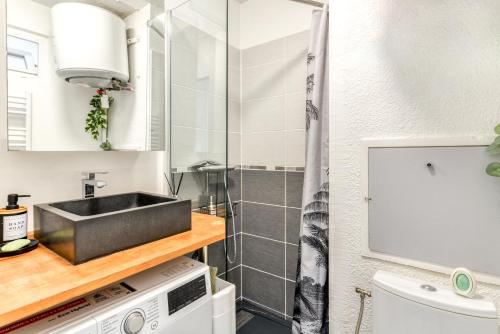 Jungle Suite Terrasse vue Port Wi-Fi, Clim, linge & ménage inclus