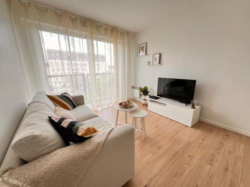 T2 Paris - Stade de France Parking Gratuit, RER