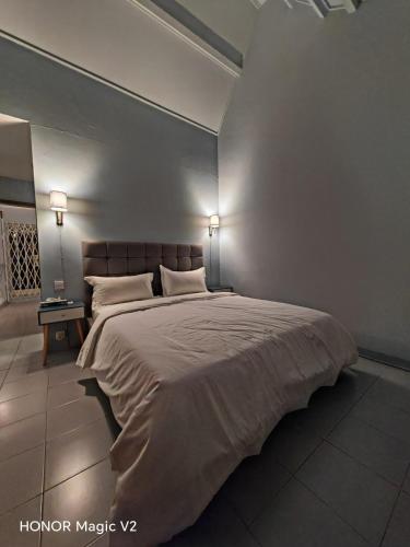 Katil atau katil-katil dalam bilik di Wonderful Duplex of 3 bedrooms in the North