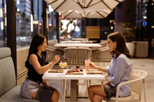 Гости Marriott Long Beach Downtown