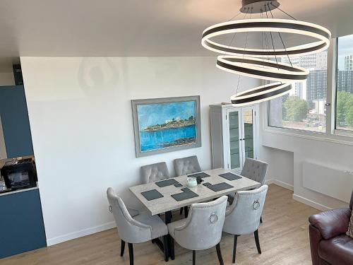 City Centre - Sleeps 4 & Free Parking photo 16