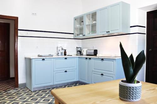 Dapur atau dapur kecil di ZOETIC sustainable rooms