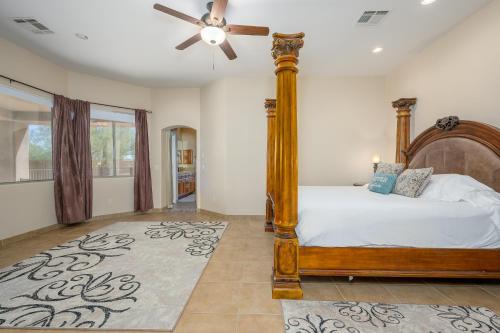 Ένα ή περισσότερα κρεβάτια σε δωμάτιο στο Casa Sonoran home