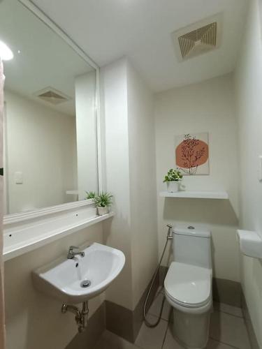 Bany a Vista GL Taft Studio Unit