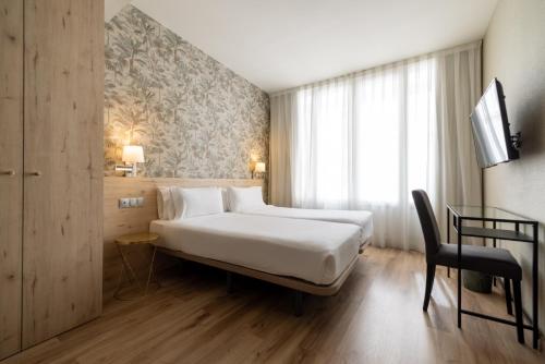 Hotel Avenida Gran Vía Image