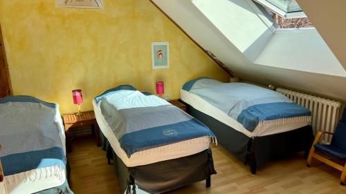 Postel nebo postele na pokoji v ubytování Gite du Val de Lans 8 personnes 4 etoiles