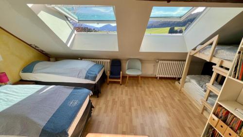 Postel nebo postele na pokoji v ubytování Gite du Val de Lans 8 personnes 4 etoiles
