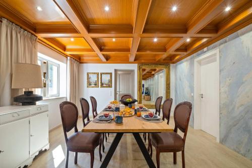 Villa Rosa Estoril Retreat by Portugal Portfolio