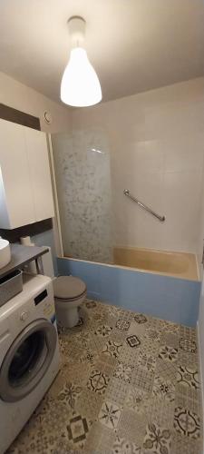 Photo de la galerie de l'établissement TEA&CHILL - L' Anémone - CDG/Paris/Parc des Expo., à Aulnay-sous-Bois