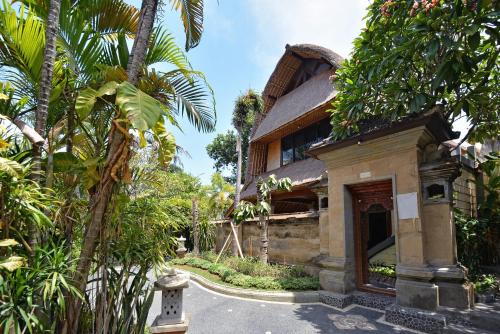 Gallery image of Puri Dewa Bharata Hotel & Villas in Legian