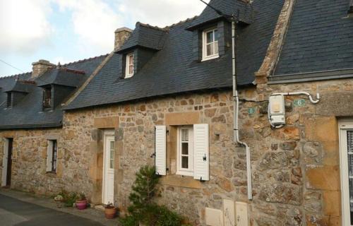 Photo de la galerie de l'établissement Maison de vacances en pierres à 700m des plages et du port, à Camaret-sur-Mer