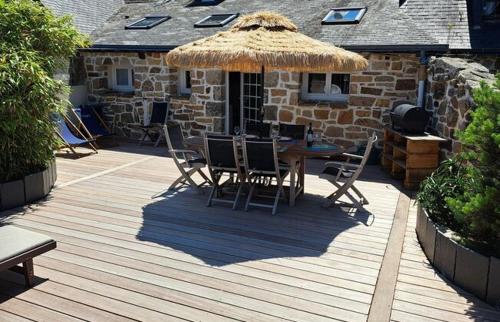Maison de vacances en pierres à 700m des plages et du port