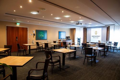 Best Western Premier Airporthotel Berlinにあるレストランまたは飲食店