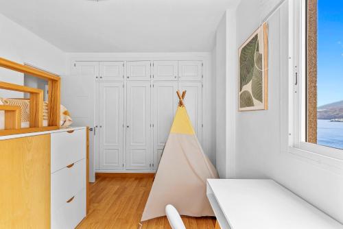 Φωτογραφία από το άλμπουμ του Frontline Beach Apt with Terrace σε Radazul