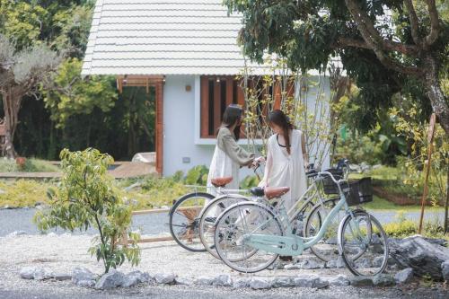Сад в Tani Tana ทานิ ทานะ
