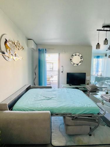 PRADO PLAGE DAVID - STADE VELODROME - PARC CHANOT - Luxury apartment by the Sea - Enjoy premium comfort with access to international TV channels from all over the world photo 18