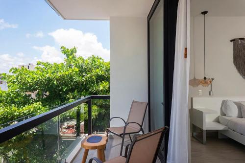 Balkoni atau teres di Opal Suites Apartments