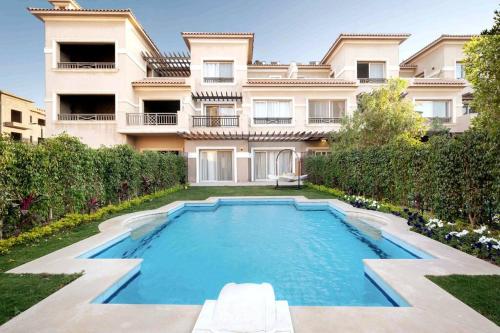 4 master bedrooms villa with private swimming pool