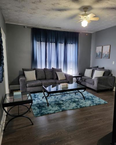 Φωτογραφία από το άλμπουμ του Guest room with two double beds in Columbus Oh, Airport location σε Seagrave