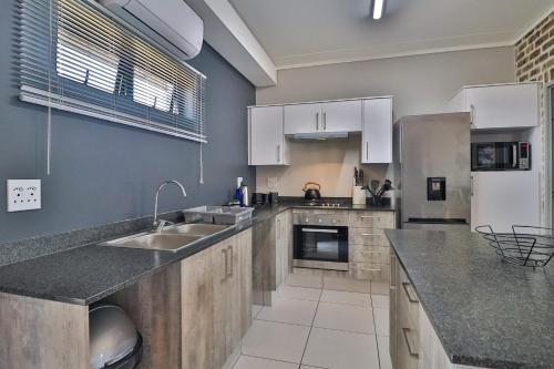Dapur atau dapur kecil di Lowveld Vivid Haven