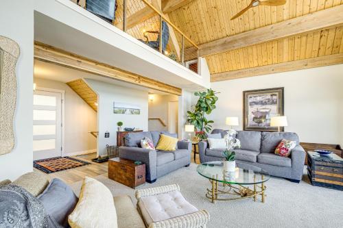ポールズボにあるBayfront Home with Private Beach in Poulsbo!のギャラリーの写真
