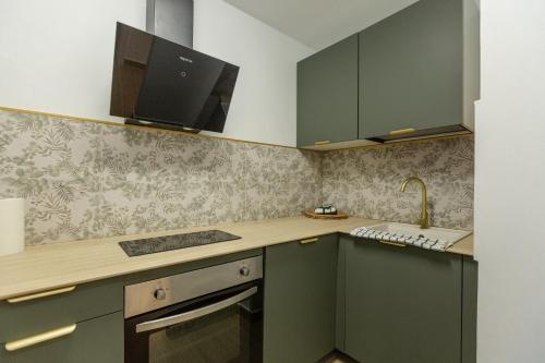 Apolo Beachside Apartment - Marbella Center photo 11