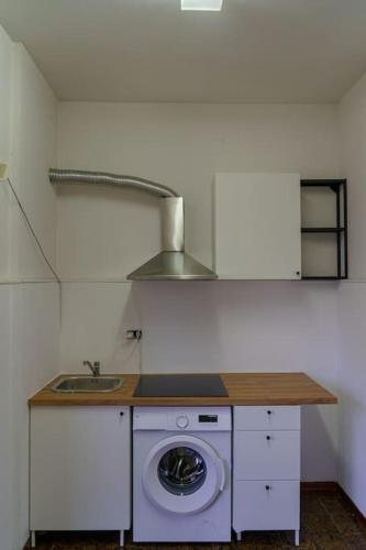 Fanciful 2-BR outside ZTL