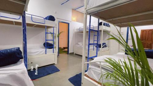Llit o llits en una habitació de Pause