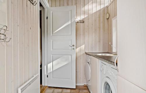 Φωτογραφία από το άλμπουμ του Beautiful Home In Ålbæk With Sauna σε Ålbæk