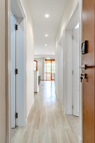 Styling Duplex 5 BR Unit For Friends and Family