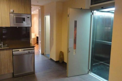 EL born - spacious 2 bedrooms