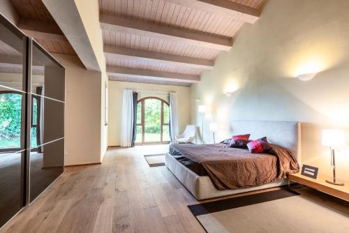 Zdjęcie z galerii obiektu Villa Aquila on two floors - Cignella Resort Tuscany w mieście Osteria Delle Noci