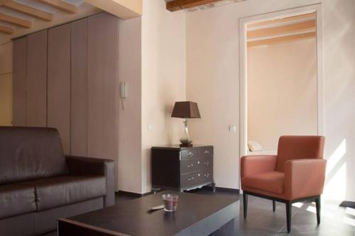 EL born - spacious 2 bedrooms