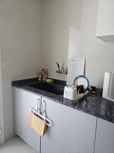 Nhà bếp/bếp nhỏ tại Texico Muscat Down TownHostel