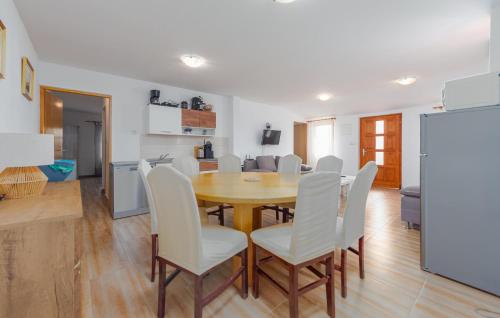 Pet Friendly Home In Biograd Na Moru
