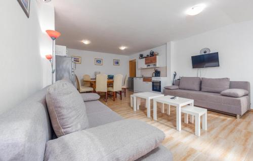 Pet Friendly Home In Biograd Na Moru