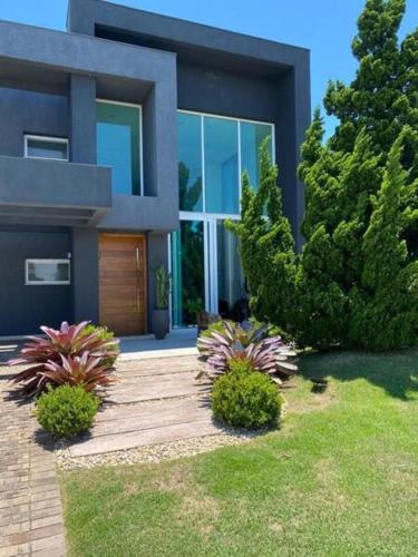 Galeriebild der Unterkunft Casa de Luxo no Condomínio Enseada in Xangri-lá