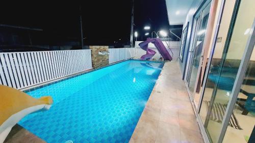Πισίνα στο ή κοντά στο Happy Pool Villa Huahin