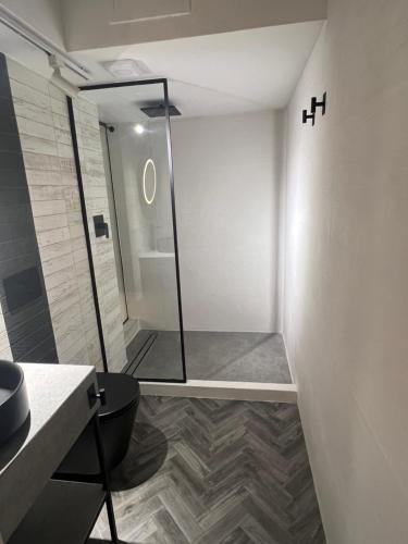 Koupelna v ubytování Corcho rooms