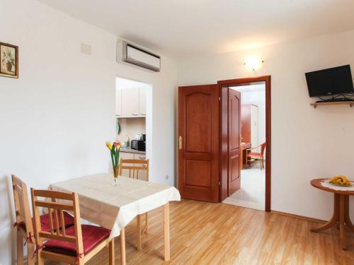 Apartments Ana Lopud - One Bedroom Apartment with Balcony and Sea View - 3 1 floor